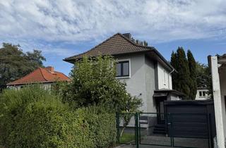 Einfamilienhaus kaufen in Holstenhofweg 23, 22041 Tonndorf, Erstbezug nach Renovierung: freistehendes Einfamilienhaus mit Garage in Hamburg-Wandsbek