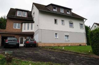 Haus kaufen in 37627 Stadtoldendorf, Großzügiges Zweifamilienhaus mit 11 Zimmern, 2 Balkonen und großem Grundstück in ruhiger Randlage