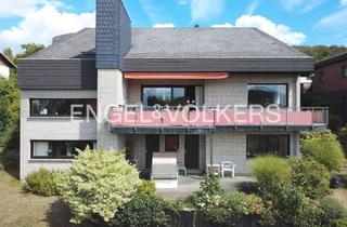 Einfamilienhaus kaufen in 56130 Bad Ems, Großzügiges Wohnen mit Weitblick: Einfamilienhaus mit Einliegerwohnung in Traumlage
