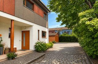 Haus kaufen in August-Bebel-Straße 37, 01468 Moritzburg, Stilvolles Reihenendhaus in Moritzburg – nachhaltig Wohnen zwischen Natur und Dresden