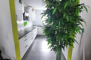 Einfamilienhaus kaufen in 76857 Waldhambach, Neuwertiges freistehendes Einfamilienhaus mit interessanter Außenfläche