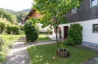 Haus kaufen in 82431 Kochel, Bergblick inklusive – Gepflegtes Reiheneckhaus mit Südgarten in Kochel