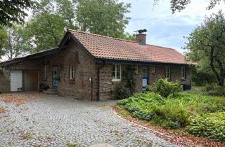 Haus kaufen in 47506 Neukirchen-Vluyn, Was für eine Lage - allein zwischen Moers-Kapellen, Niep, Tönisberg und Krefeld!