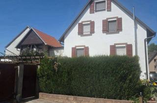 Einfamilienhaus kaufen in 76703 Kraichtal, Einfamilienhaus mit 130 m² Wohnfläche in Kraichtal mit viel Ausbaupotential und großer Scheune