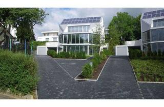 Haus mieten in Auf Dem Girzen 14a, 53343 Wachtberg, Energieeffizientes HighTech-Einfamilienhaus mit ELW in (Sicht-)Beton-Glas-Aluminium-Architektur