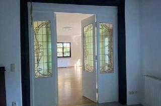 Haus mieten in 45481 Saarn, Haus mit viel Licht, großem Garten und Ambiente