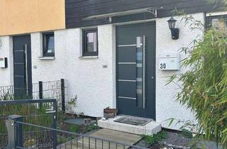 Haus mieten in Philipp-Reis-Straße 30, 90766 Hardhöhe, Viel Platz für den Alltag: Modernisiertes Reihenmittelhaus in Fürth