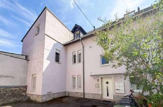 Anlageobjekt in 56566 Neuwied, Top-Gelegenheit für Kapitalanleger: Attraktives Immobilienensemble mit 4 Häusern und 10 Einheiten