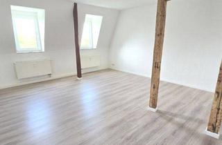 Wohnung mieten in Grimmaische Str. 10, 04720 Döbeln, !! Begehrte neu hergerichtete 1,2 + weite 2,5-Zi.-Wohnung in zentraler Lage von Döbeln !!