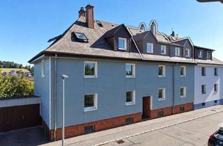 Wohnung kaufen in 78112 St. Georgen, Vermietete 3-Zimmer-Dachgeschosswohnung mit Staffelmiete und laufenden Einnahmen