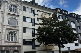 Wohnung kaufen in Hohenzollernstraße 134, 56068 Süd, Helle 2 ZKB Dachgeschosswohnung mit Aufzug von Privat