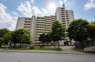 Wohnung kaufen in 23558 Buntekuh, Über den Dächern von Lübeck – gepflegte 2,5-Zimmer-Wohnung mit Loggia und Weitblick