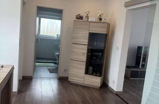 Wohnung mieten in 74172 Neckarsulm, Helle 3,5-Zimmer Wohnung mit Wintergarten & Garage in Neckarsulm-Obereisesheim