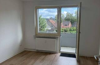 Wohnung mieten in 45479 Broich, Schöne drei Zimmer Wohnung in Mülheim-Broich mit Balkon