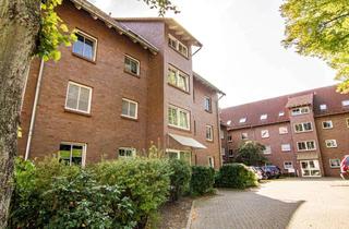 Wohnung mieten in Drostenstraße 22g, 18147 Gehlsdorf, Stilvolle, gepflegte 3-Zimmer-Dachgeschosswohnung mit Balkon und Einbauküche in Rostock