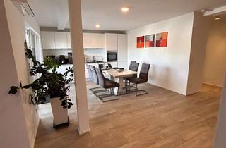 Penthouse mieten in Anton-Raky-Allee, 41812 Erkelenz, Penthouse mit Aufzug + Klimaanlage und Blick auf St. Lambertus Erkelenz