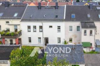 Reihenhaus kaufen in 04746 Hartha, Großzügiges Reihenhaus über 3 Etagen – ideal für Mehrgenerationenwohnen mit Garten und Garage