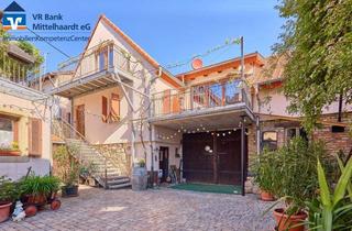 Haus kaufen in 67435 Mußbach, Stilvoller Scheunenumbau trifft Kapitalanlage – zwei Einfamilienhäuser im Ensemble in Mußbach!
