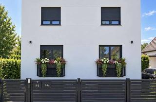 Haus mieten in Beilsteinerstrasse 84, 12681 Marzahn, Moderne Doppelhaushälfte mit großem Garten und gehobener Ausstattung zu vermieten