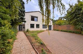 Haus mieten in 38723 Seesen, 6 Zimmer Haus mit großem Garten Bestlage in Seesen zu vermieten