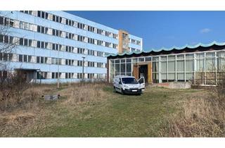Gewerbeimmobilie kaufen in 06886 Lutherstadt Wittenberg, Gewerbeensemble mit 120 Räumen und Hallenanbau in Lutherstadt Wittenberg