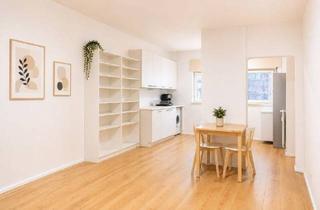 Wohnung kaufen in 10783 Berlin, Berlin - Provisionsfrei* Toplage Schöneberg: Attraktive 1-Zimmer-Wohnung mit Einbauküche & Keller