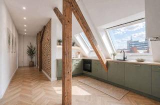 Wohnung kaufen in 10553 Berlin, 2 Zimmer Dachgeschosswohnung mit viel Charakter in Berlin Moabit