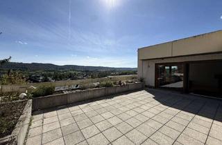 Wohnung kaufen in 71549 Auenwald, 4 Zimmer mit Aussicht - Terrasse, Wärmepumpe, Garage und Stellplatz inklusive