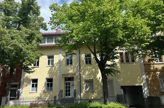 Wohnung kaufen in 06217 Merseburg, Frisch renovierte 3-Raum-Wohnung mit Stellplatz und Tageslichtbad!
