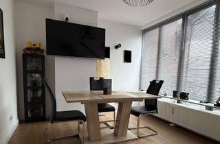 Wohnung kaufen in 65719 Hofheim am Taunus, Wohnen auf zwei Ebenen – helle Maisonette mit Balkon nahe dem Rhein