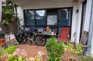 Wohnung kaufen in 27749 Mitte, *** ERDGESCHOSS mit TERRASSE - GARAGE - GÄSTE WC - HAUS als ARCHITEKTONISCHE BESONDERHEIT ***