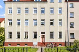 Wohnung mieten in Friedrich-Ebert-Ring, 14712 Rathenow, Sehr schöne 2-Zimmer-Altbauwohnung in bester Lage von Rathenow