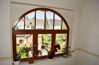 Wohnung mieten in 09514 Lengefeld, Wohnen über den Dächern | Fantastischer Ausblick | Helle 2-Zimmer-DG-Wohnung im Jugendstilhaus