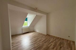 Wohnung mieten in 15562 Rüdersdorf, 3-Zi-Dachgeschosswohnung mit Wannenbad und ÖPNV-Anbindung