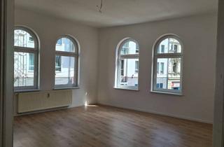 Wohnung mieten in Steinweg 34, 06110 Halle, Zentrale 5 Raumwohnung, WG geeignet