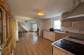 Wohnung mieten in Ortsstraße, 93101 Pfakofen, Tolle ETW über zwei Ebenen mit 150qm Wfl.