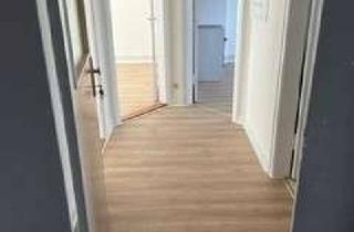 Wohnung mieten in 24768 Rendsburg, +++ Frisch renovierte 2. Zimmer Wohnung mit kleinem Balkon +++