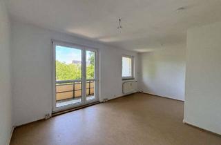Sozialwohnungen mieten in Pflaumenweg, 15234 Lichtenberg, 4-Zimmer-Wohnung mit Loggia - nur mit WBS