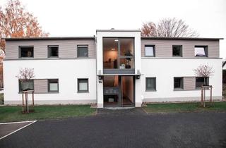 Wohnung mieten in Burgbergweg 15a, 51580 Reichshof, Ein Highlight im Oberbergischen, drei Zimmer mit großer Terrasse in gepflegter Wohnlage