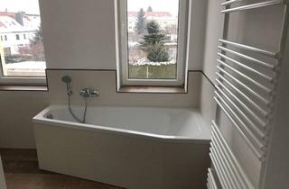 Wohnung mieten in Melanchthonstr. 33c, 02826 Südstadt, 4 Zimmer mit Balkon und Bad mit Fenster, fast in Biesnitz!