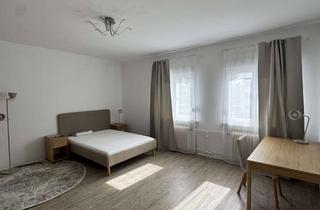 Wohnung mieten in Schwalbacherstraße 18-20, 65760 Eschborn, Möblierte WG mit 3 WG Zimmer in Eschborn – 1 Min. zur S-Bahn, Balkon & Skyline-Blick