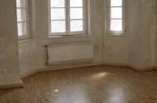 Wohnung mieten in Ruhrstraße, 45879 Altstadt, 2,5 Raum-Whg mit Stil in der Nähe vom Musiktheater und der City / Modern. Altbau im 2.OG / Balkon