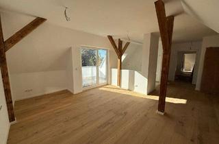 Wohnung mieten in 84048 Mainburg, Erstbezug nach Kernsanierung! 3-Zimmer Dachgeschosswohnung mit Loggia und Stellplatz! Zentrumsnah!