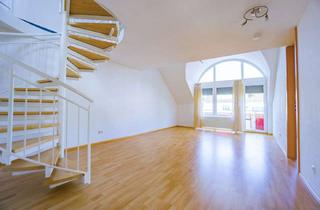 Wohnung mieten in Linzer Straße 88 A, 70469 Feuerbach, Moderne 4 Zimmer Dachgeschoss-Wohnung mit Galerie & Balkon