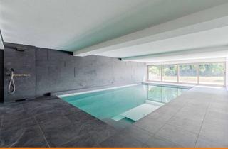 Villa kaufen in 14089 Kladow, Completely renovated villa with guest house on the Havel - additional property right on the waterfro