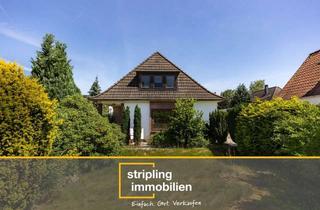 Haus kaufen in 27777 Ganderkesee, Ganderkesee – Schönemoor | Freistehendes Zweifamilienhaus mit 976 m² großem Südgarten