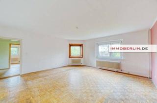 Haus kaufen in 13589 Berlin, IMMOBERLIN.DE - Attraktives Zweifamilienhaus in Ruhelage beim Spandauer Forst