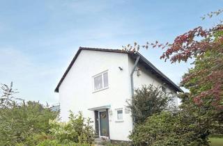 Einfamilienhaus kaufen in 34128 Harleshausen, Harleshausen/Nähe Habichtswald… Freistehendes Einfamilienhaus mit wunderschönem Garten und kleinem A