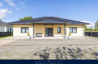 Haus kaufen in Poppelvitz 15C, 18574 Garz, Moderner 170m² Massiv-Bungalow auf Rügen: 5 Zimmer, Pool, A+ Effizienz, Garage & nur 800m zum Strand