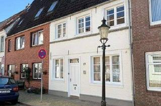 Haus kaufen in 25840 Friedrichstadt, Preisgekrönte Baukultur im Herzen von Friedrichstadt: Wohnen im lebendigen Denkmal von 1650